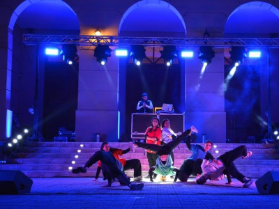 La energía del hip hop envolvió a la comunidad en el Cine Teatro San Luis